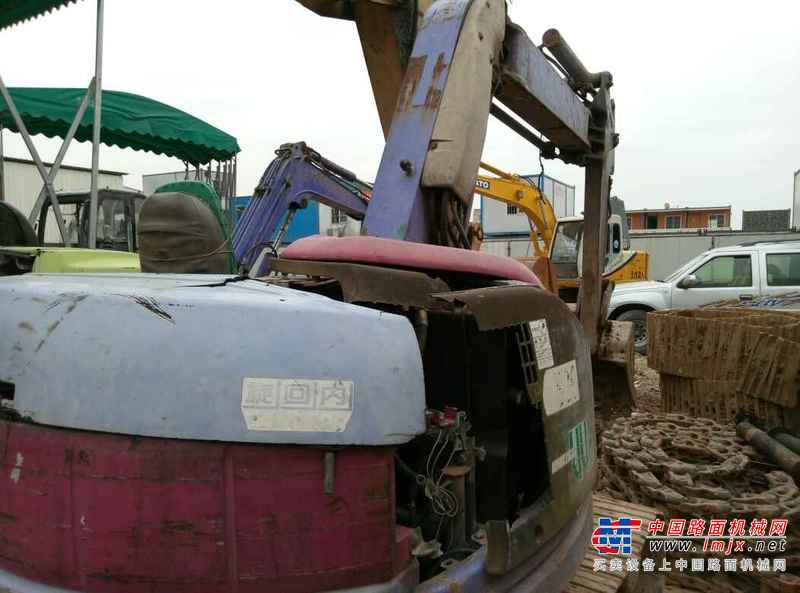 广东出售转让二手7800小时2004年小松PC50UU挖掘机