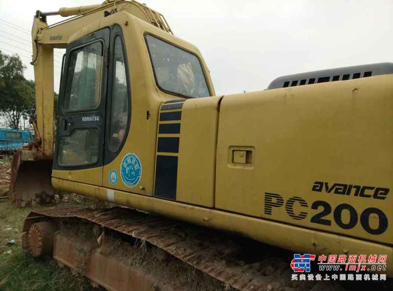 广东出售转让二手17800小时2004年小松PC200挖掘机