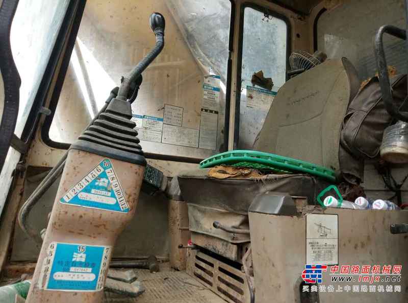 广东出售转让二手15000小时2003年小松PC200挖掘机