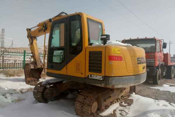 宁夏出售转让二手4000小时2013年临工LG685挖掘机