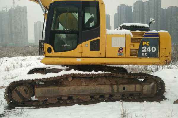 陕西出售转让二手5850小时2011年小松PC240LC挖掘机