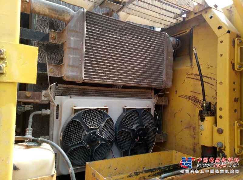 广东出售转让二手9800小时2008年小松PC200LC挖掘机