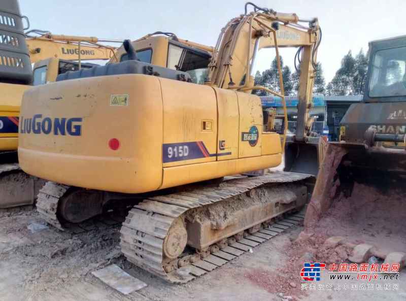 广西出售转让二手6600小时2010年柳工CLG915D挖掘机