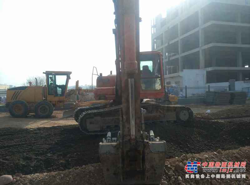 陕西出售转让二手15000小时2005年大宇DH220LC挖掘机