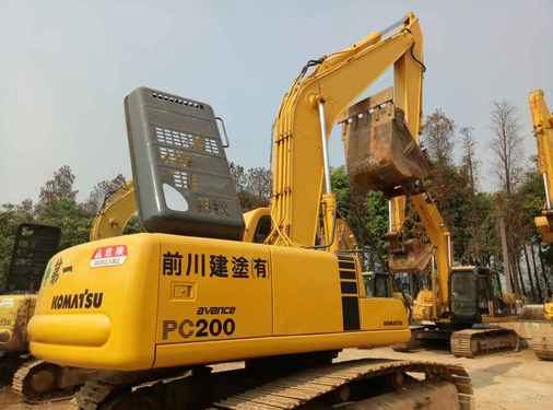 广东出售转让二手12000小时2005年小松PC200挖掘机