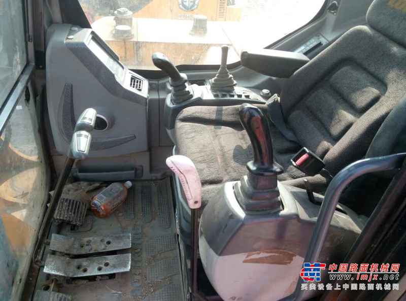 山西出售转让二手6000小时2011年龙工LG6065挖掘机