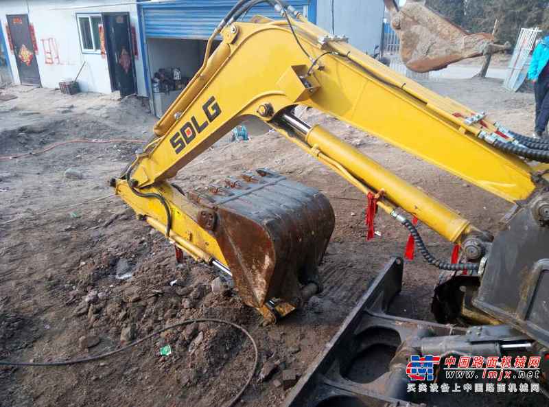 山西出售转让二手2100小时2014年临工LG660挖掘机