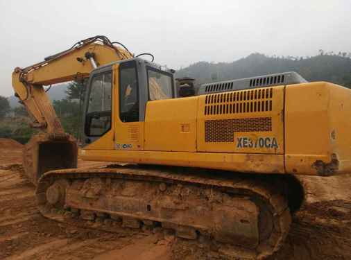 广东出售转让二手6800小时2013年徐工XE370CA挖掘机