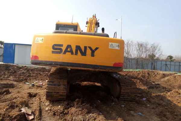河南出售转让二手7500小时2011年三一重工SY215C挖掘机