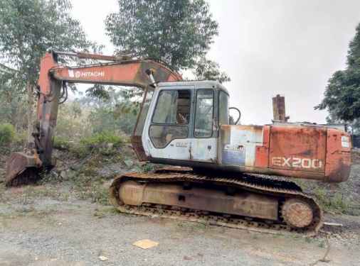 广西出售转让二手10000小时2003年日立EX200挖掘机