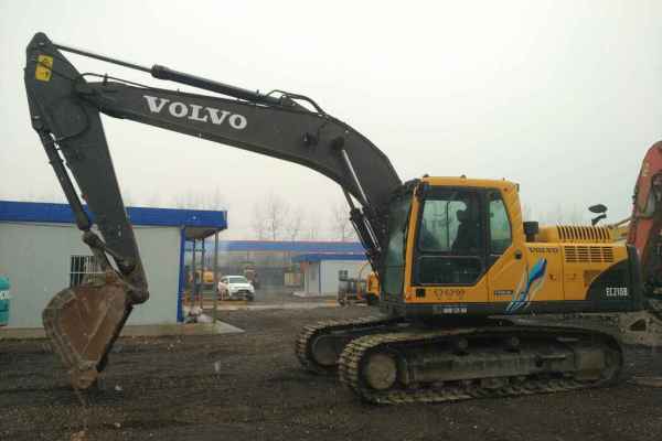 陕西出售转让二手2600小时2014年沃尔沃EC210B挖掘机