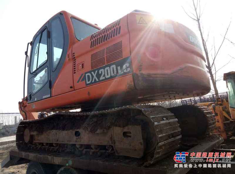 河南出售转让二手4500小时2013年斗山DX88挖掘机