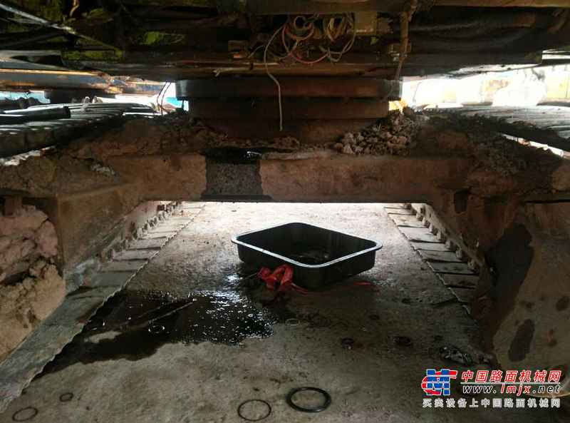 广东出售转让二手7022小时2010年现代R60挖掘机