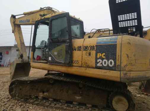 广东出售转让二手9057小时2006年小松PC200挖掘机