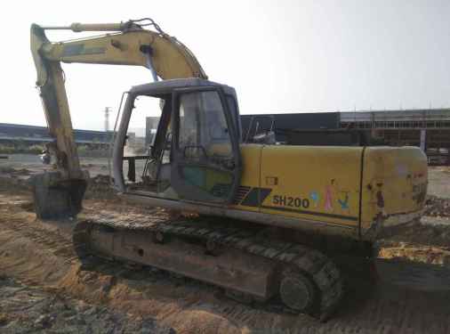 广东出售转让二手9348小时2003年住友SH200A2挖掘机