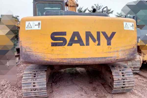 广西出售转让二手8800小时2010年三一重工SY135C挖掘机