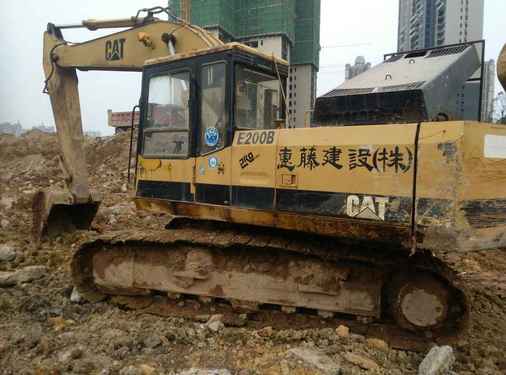广东出售转让二手980小时2003年卡特彼勒200B挖掘机