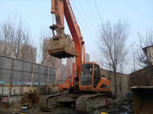 辽宁出售转让二手18000小时2008年斗山DH300LC挖掘机