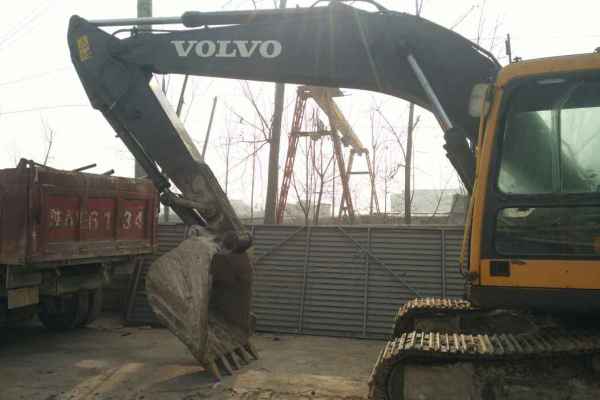 陕西出售转让二手7206小时2009年沃尔沃EC210BLC挖掘机