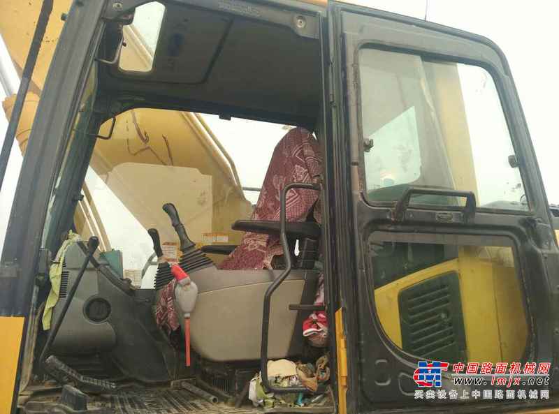 陕西出售转让二手6500小时2009年小松PC220挖掘机