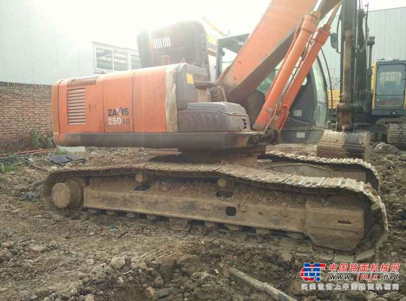 陕西出售转让二手6164小时2010年日立ZX250LC挖掘机
