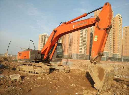 陕西出售转让二手7414小时2011年日立ZX240挖掘机