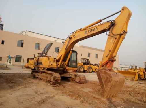 山西出售转让二手3200小时2011年厦工XG825LC挖掘机