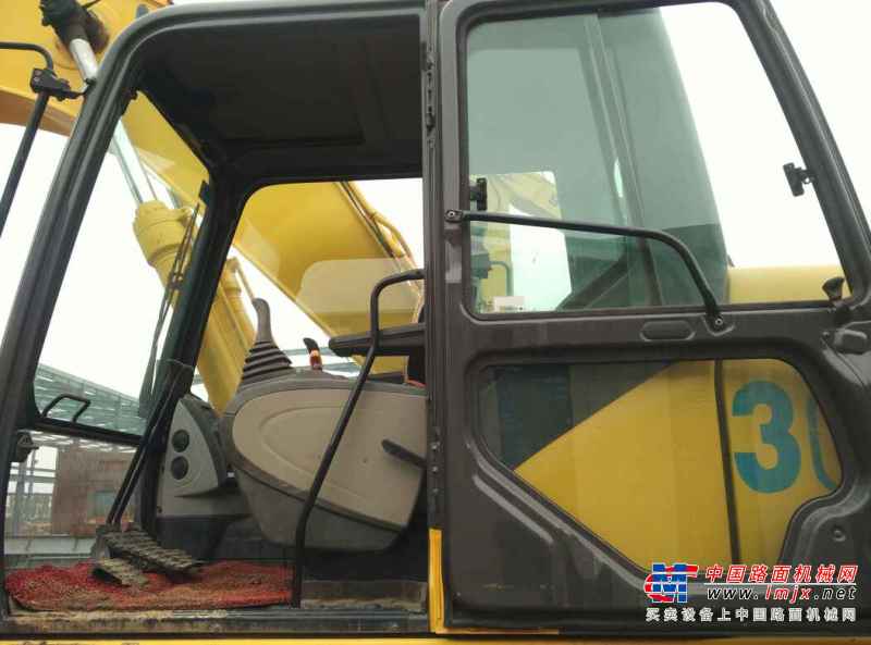 陕西出售转让二手4584小时2011年住友SH240挖掘机