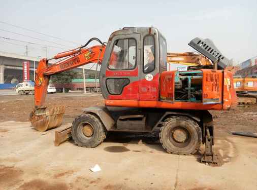 山西出售转让二手3400小时2010年恒特重工HT80挖掘机