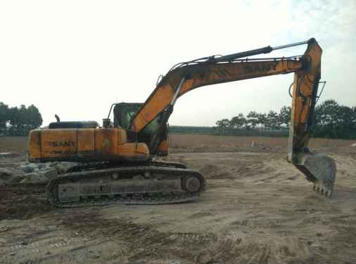 陕西出售转让二手8450小时2010年三一重工SY215C挖掘机