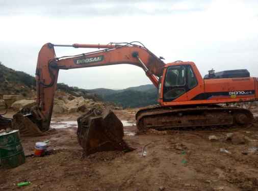 山西出售转让二手10000小时2010年斗山DH300LC挖掘机
