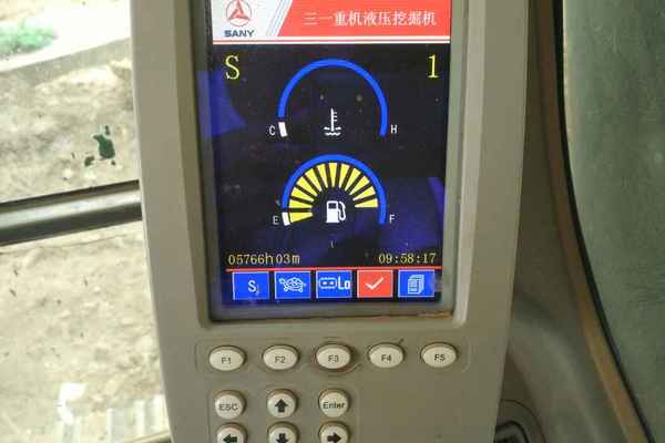 陕西出售转让二手5766小时2011年三一重工SY235C挖掘机