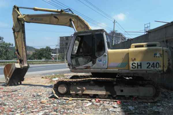江西出售转让二手5000小时2010年住友SH200挖掘机