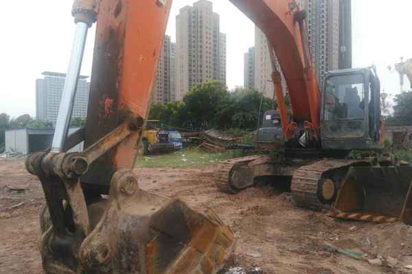 江西出售转让二手5600小时2010年日立ZX360H挖掘机
