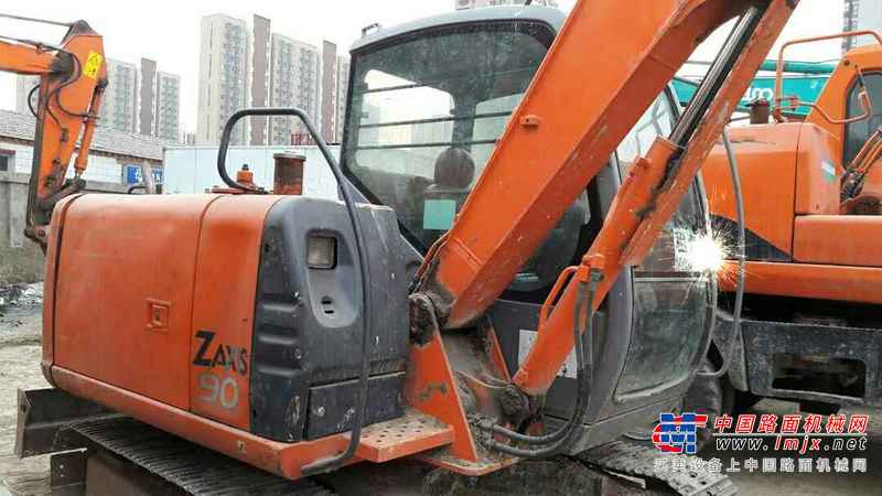 北京出售转让二手6000小时2011年日立ZX60挖掘机