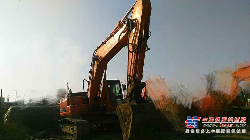 辽宁出售转让二手8775小时2010年斗山DH300LC挖掘机