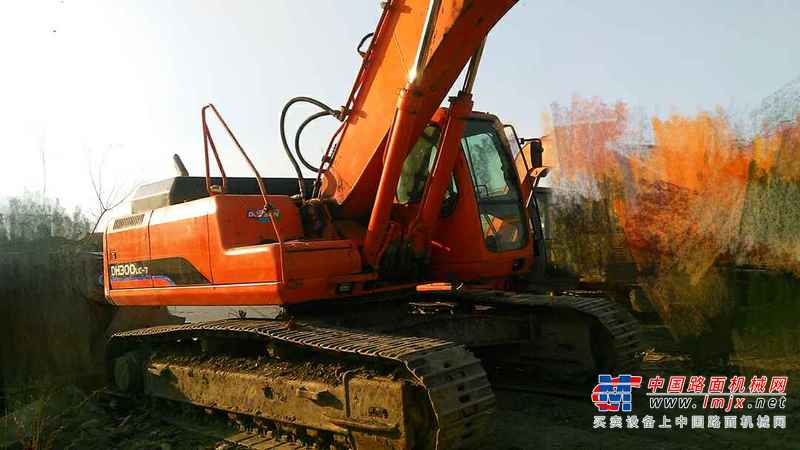 辽宁出售转让二手8775小时2010年斗山DH300LC挖掘机