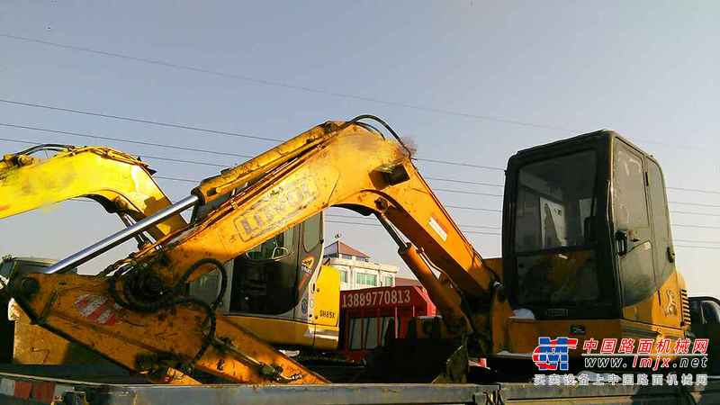 辽宁出售转让二手7000小时2010年福田雷沃FR65V8挖掘机