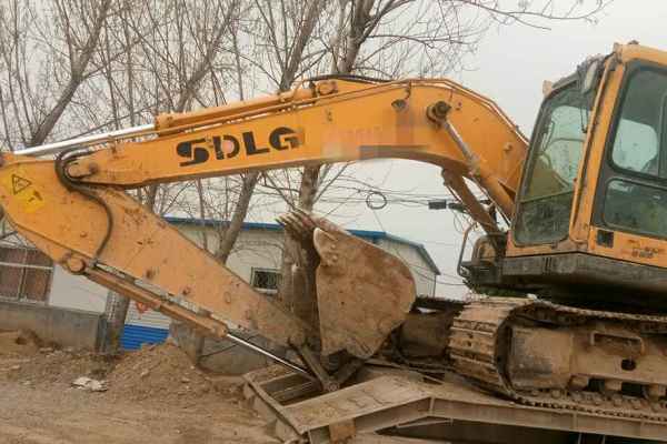 山东出售转让二手6500小时2012年临工LG6150E挖掘机