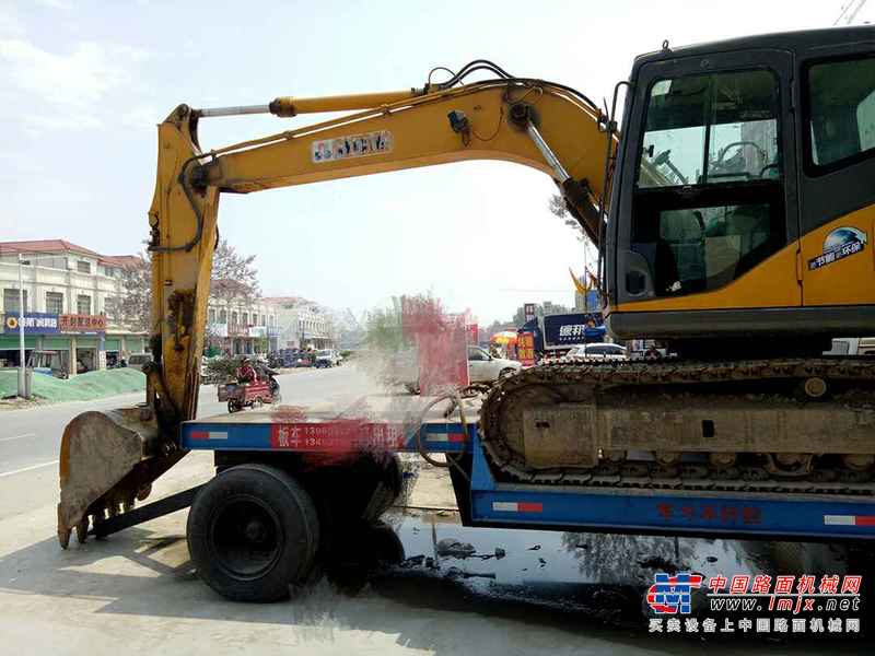 河南出售转让二手4000小时2013年山重建机913C挖掘机