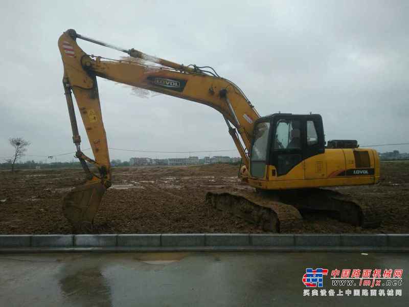 湖北出售转让二手8000小时2011年福田雷沃FR210挖掘机
