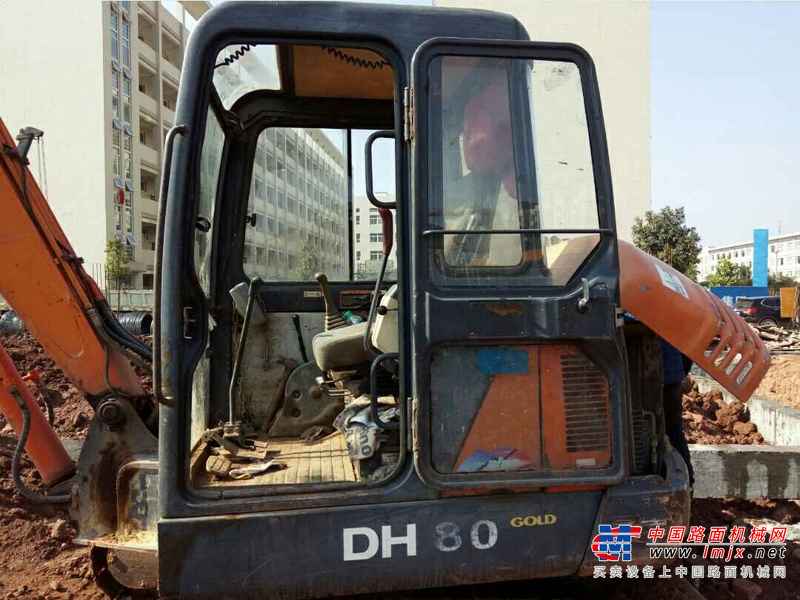 江西出售转让二手8000小时2011年斗山DH60挖掘机