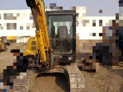 内蒙古出售转让二手15000小时2013年现代R60挖掘机