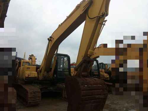 贵州出售转让二手4086小时2011年厦工XG822LC挖掘机