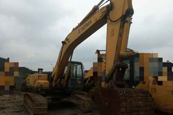 贵州出售转让二手4500小时2012年厦工XG825LC挖掘机