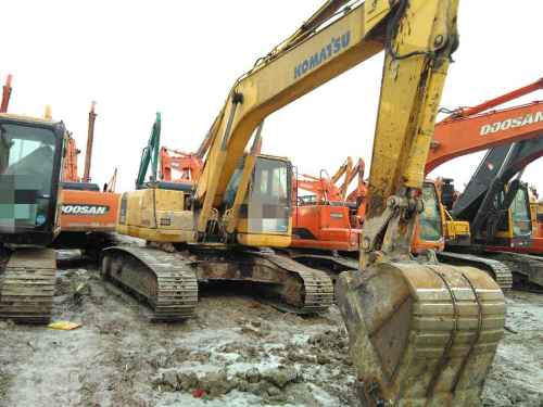 黑龙江出售转让二手10000小时2008年小松PC240挖掘机