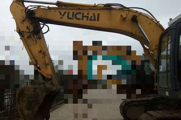 贵州出售转让二手7908小时2010年玉柴YC210LC挖掘机
