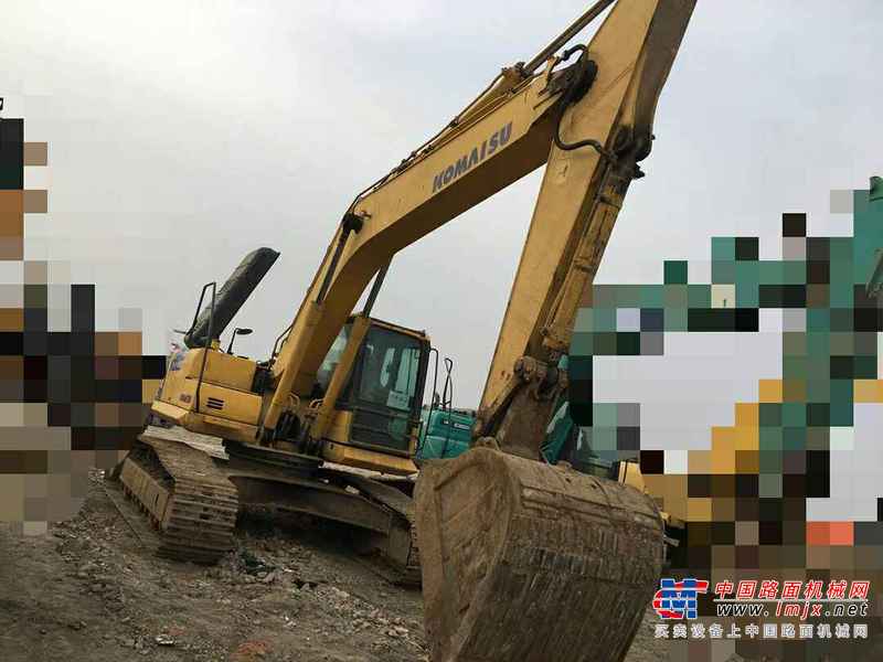 陕西出售转让二手7400小时2010年小松PC240挖掘机