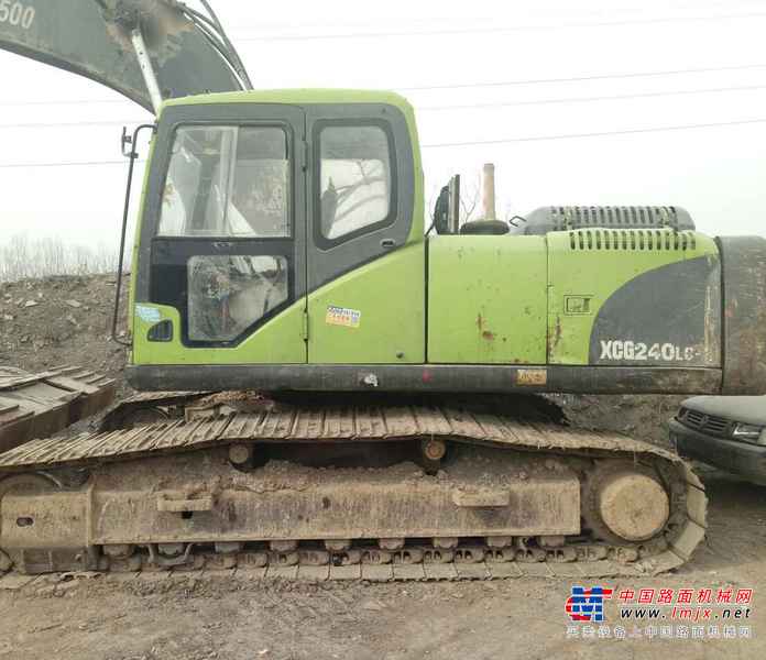 河南出售转让二手10000小时2009年徐挖XCG240LC挖掘机