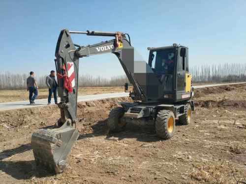 甘肃出售转让二手2700小时2014年沃尔沃EC60C挖掘机